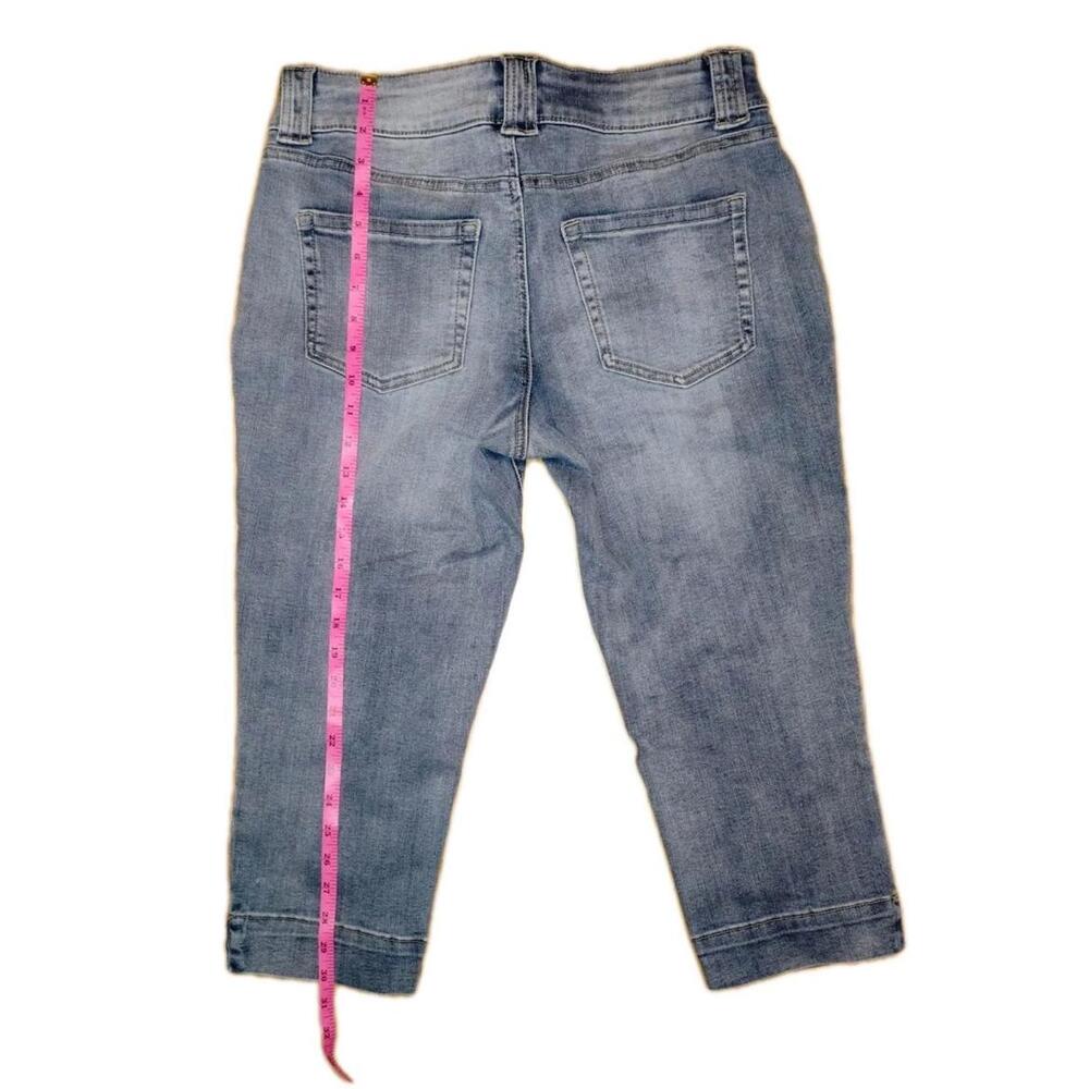 Maurices Women's Mid Rise 12 Denim Capri - Picture 5 of 6